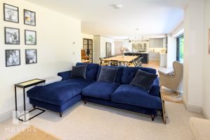 Photo 30- click for photo gallery